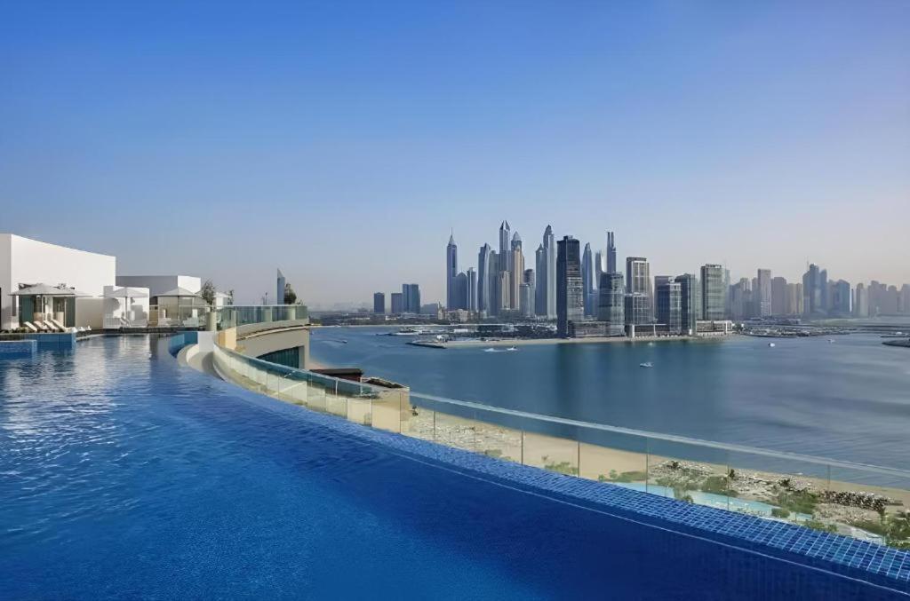 Palm Jumeirah - Free Infiniti Pool And Private Apartment